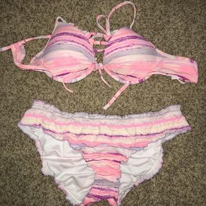 Victoria’s Secret bikini